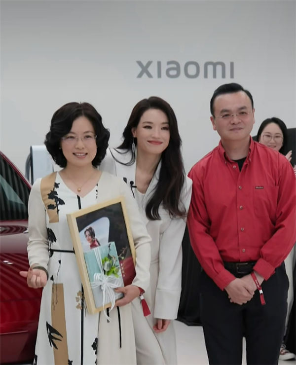 小米YU7 GT首批交付!舒淇:自己也是车主 看到车后心动想考驾照