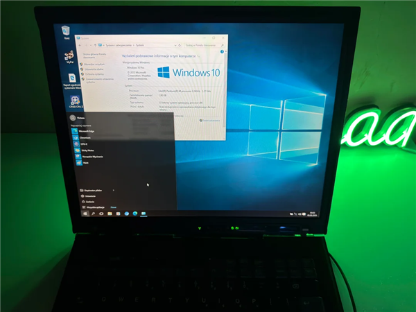 26年Windows全通关!单核ThinkPad T43封神:裸机跑遍NT到Win10