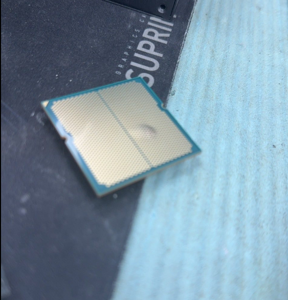 7950X3D待机状态突然挂掉:因有鼓包惨遭拒保