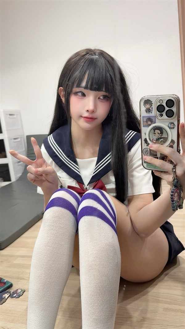 韩援Coser小花生新Cos图赏 身材非常傲人