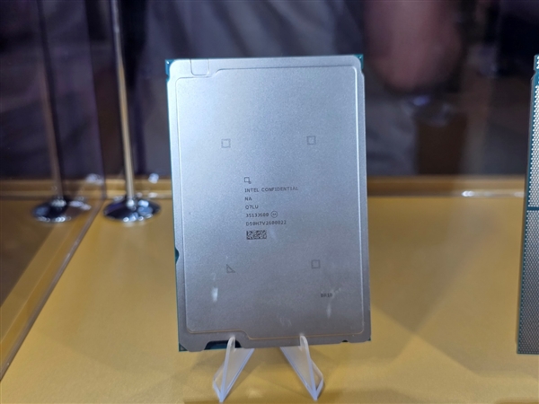 Intel至强6+:再现CPU王者之风!一个机柜60000+核心