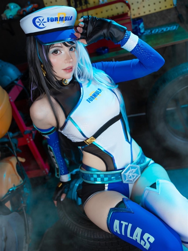 阿什莉体模《漫威争锋》泳装Cos美图 军帽制服好媚