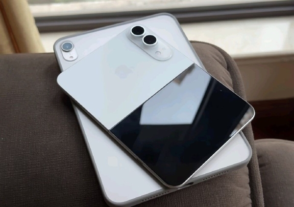 苹果今年最重磅的新品!折叠屏iPhone面板开始量产