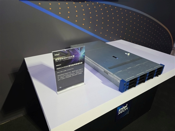 Intel至强6+:再现CPU王者之风!一个机柜60000+核心
