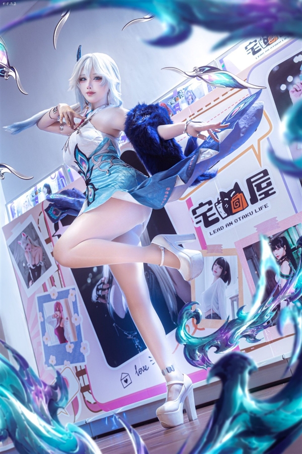 韩援Yasal小姐姐Cos厄运小姐美图 身材完美还原