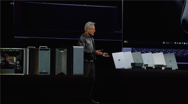 NVIDIA重新发明PC!黄仁勋正式发布Windows专用处理器RTX Spark:所有老电脑都可以扔了
