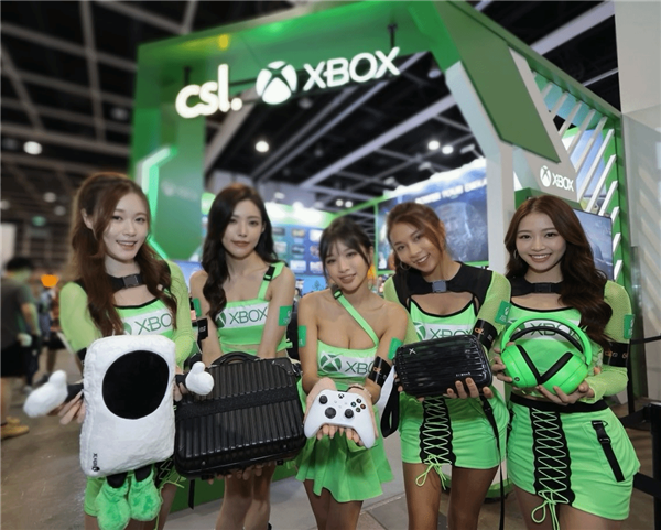 中国香港Xbox全是美女模特站台 欧美玩家:羡慕了!