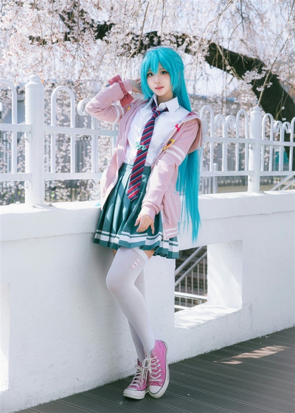 韩国美女Cos初音小姐姐美图 活泼可爱惹人注目