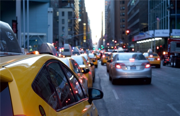 单月暴跌24.9%!曾被视为奶爸神车的增程车为何卖不动了