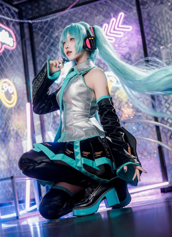 韩国美女Cos初音小姐姐美图 活泼可爱惹人注目