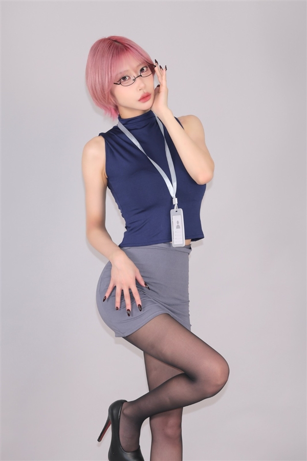 日本小姐姐西井綾音Cos春丽美图 身材太犯规了!