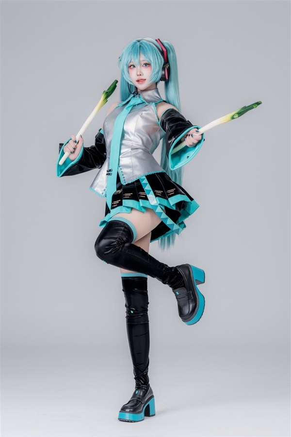 韩国美女Cos初音小姐姐美图 活泼可爱惹人注目