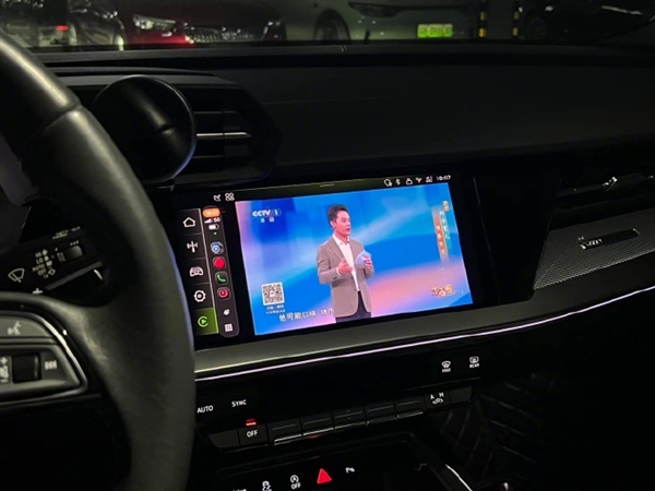 CarPlay要爆改燃油车:一部iPhone让老车变身智能电车