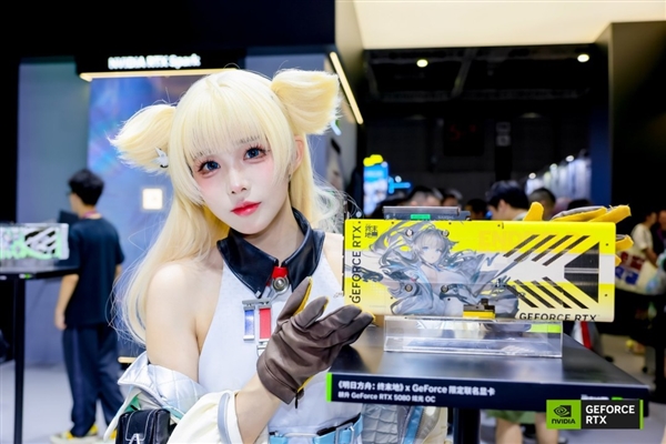 美丽动人!BW 2026英伟达摊位Coser欣赏