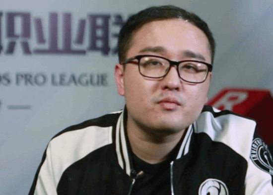 传背债百万 lol远古职业孙亚龙复播翻车遭群嘲