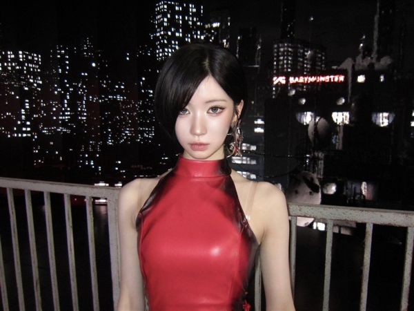 韩版艾达王在网上走红!K-Pop组合偶像酷似艾达王