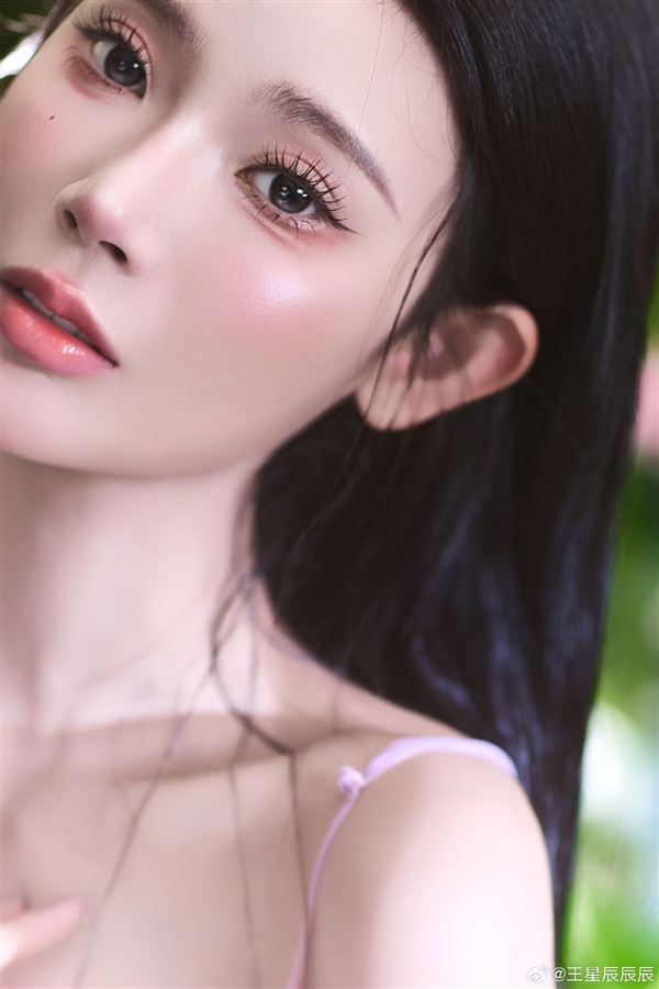 影游T0女主!“浩浩妈”王星辰新美照:简直不要太美