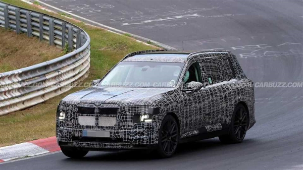 宝马最大车型 2028款X7原型曝光:V8动力不砍反加码