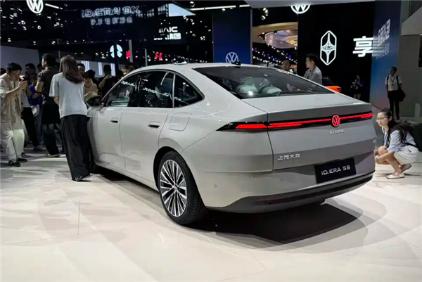 续航里程超2000km!上汽大众ID.ERA 5S上市:权益价8.99万起