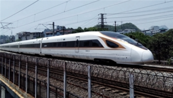 列车停运旅客未收到通知 12306 APP任显示计划出发!客服回应