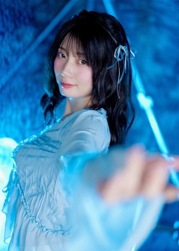日本演员濑户环奈Cos《最终幻想7》蒂法 身材很顶了