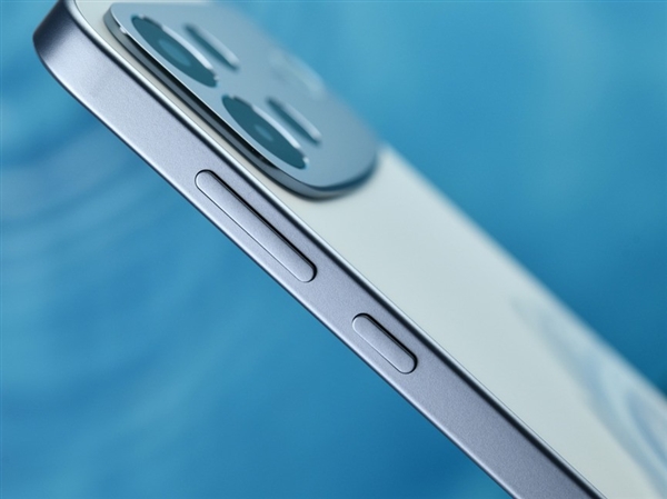 OPPO A7 Pro Max上手体验:万级大电池7年耐用