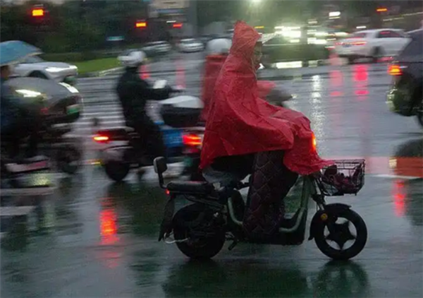 一键就能解除限速!电动车25km/h限速为何屡禁不止