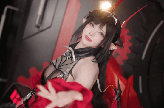 韩国Cosplayer小花生发文吐槽:B站视频被频繁举报