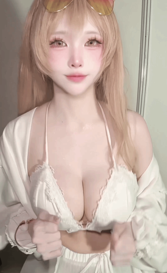 韩国Cosplayer小花生发文吐槽:B站视频被频繁举报