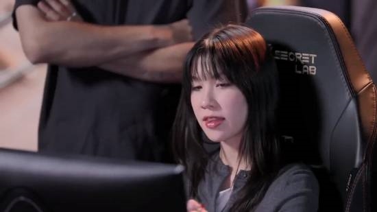 拳头美女开发者电脑被发现装竞品 被吐槽是在