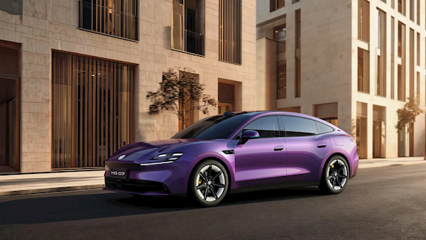 半价Model 3杀疯!上汽名爵MG 07上市1分57秒 大定破10000台