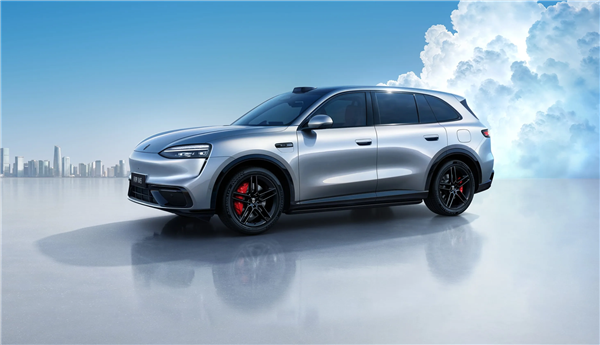 年轻人的第一台问界SUV!问界M6增程四驱/长续航版上市:23.98万起