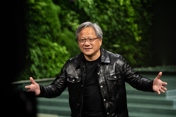 单日暴涨4420亿美元!英伟达目标市值10万亿美元:这等于20个英特尔、整个A股