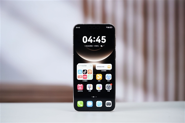 国产高端旗舰热度不减!华为Mate 80系列销量逼近850万台 冲击千万大关