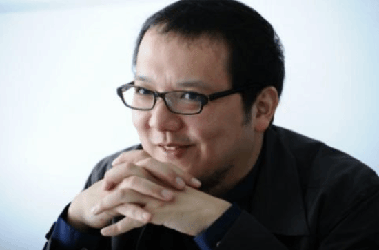 宫崎英高澄清自己不是恋足癖!只是真情流露而已