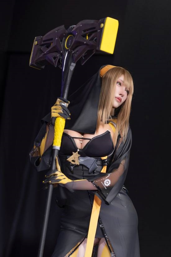 TGS偶遇超美机械修女!Coser现场一起合影超幸运
