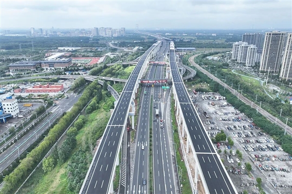 交通运输部明确!我国高速公路收费标准今后将明显降低