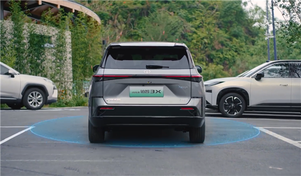 11.78万买国际大厂纯电SUV 广汽丰田铂智3X星云限量版上市