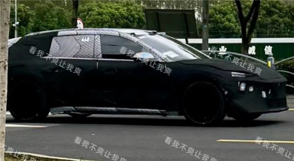 整车尺寸超过ET5T!蔚来全新旅行车谍照曝光:将基于NT3.0平台打造