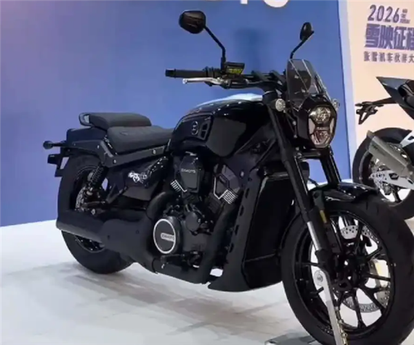 极速220km/h!张雪机车官宣摩博会五车齐发:820X探险车将至