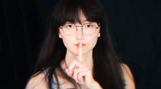 中国女版Faker玩国产12亿新游《诡秘之主》 捏出Faker脸模