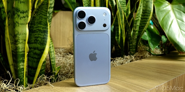 苹果新机冰火两重天:iPhone 18 Pro破发 Pro Max溢价500元成香饽饽