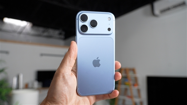 绕开系统限制!开发者让iPhone 18 Pro可变光圈自由调节:摄影党狂喜