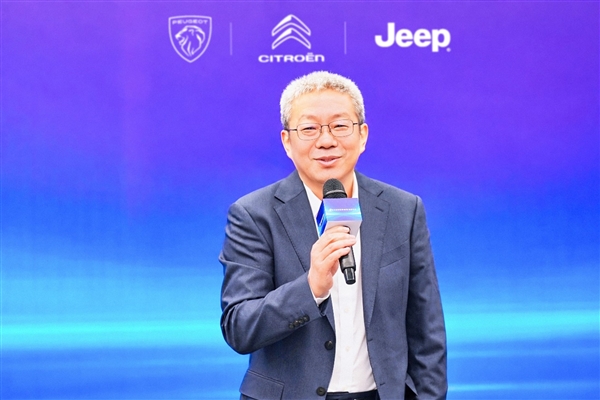 法系车的底盘 要用中国AI大脑了:神龙科技牵手Momenta达成全球战略合作