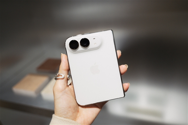 影视飓风Tim反向掰iPhone Duo 六成网友力挺:合理操作