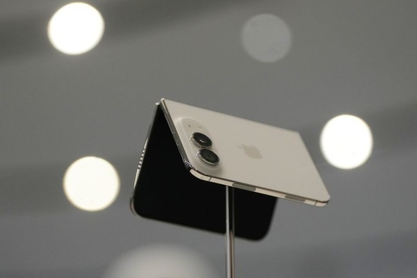 iPhone Duo全球平均交付等待82天 苹果在多国限购2台