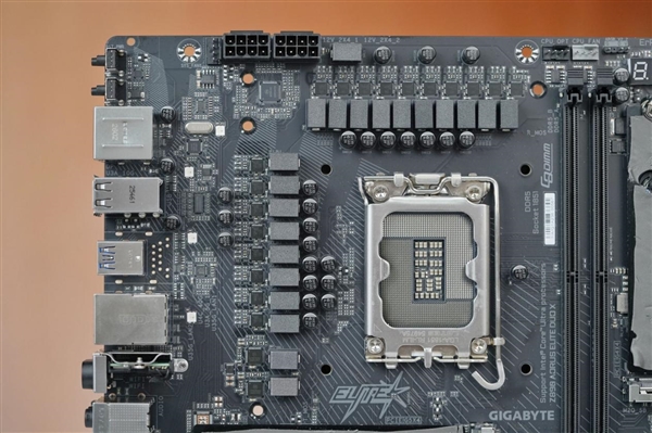 5个M.2插槽堆满!技嘉Z890 AORUS ELITE DUO X主板图赏
