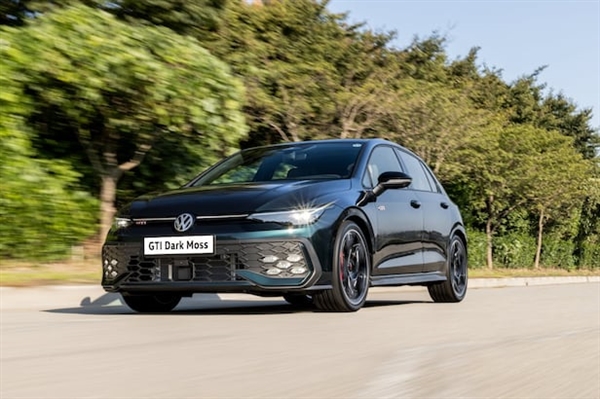 仅100台!大众高尔夫GTI 50周年限量版开启预售:专属深苔绿太帅