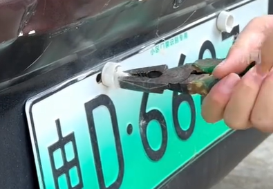 甘肃交警出手整治老头乐:电字头非标车辆禁止上路