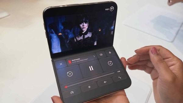 苹果iPhone Duo六种使用模式解析 全靠铰链角度自动切换